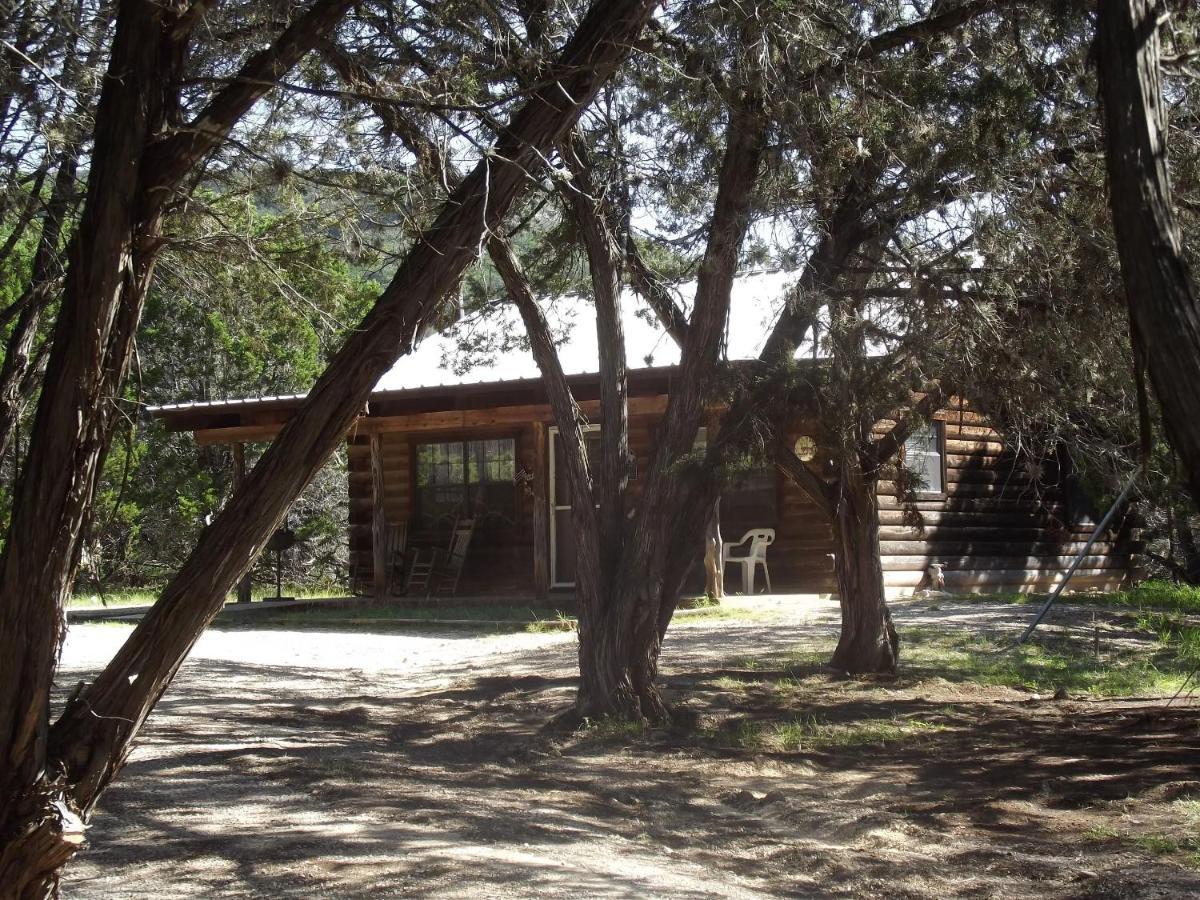 A Peace Of Heaven Cabins And Rv Vanderpool 外观 照片