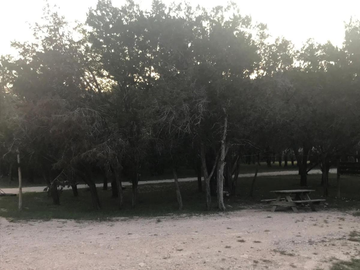 A Peace Of Heaven Cabins And Rv Vanderpool 外观 照片