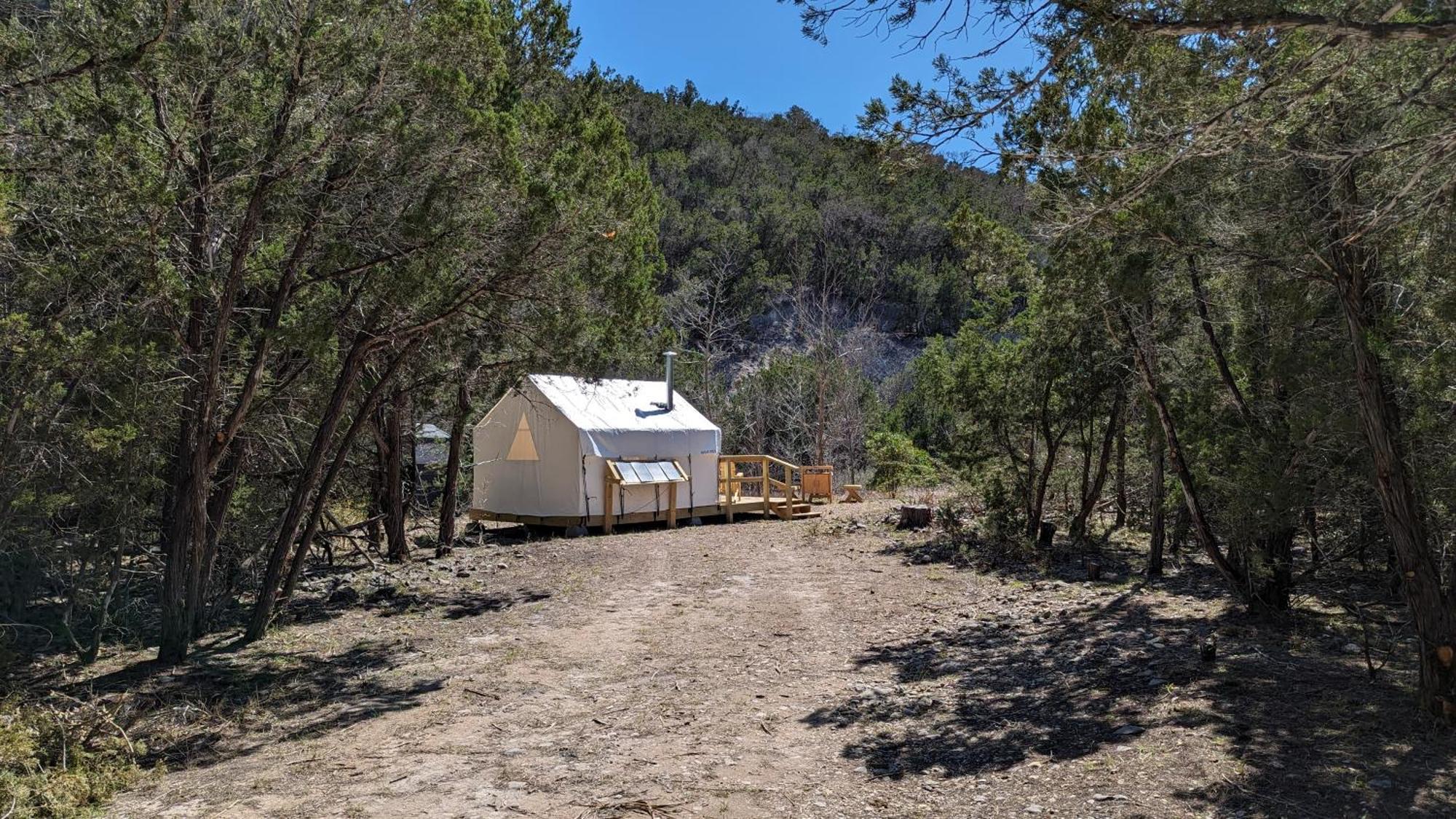 A Peace Of Heaven Cabins And Rv Vanderpool 外观 照片
