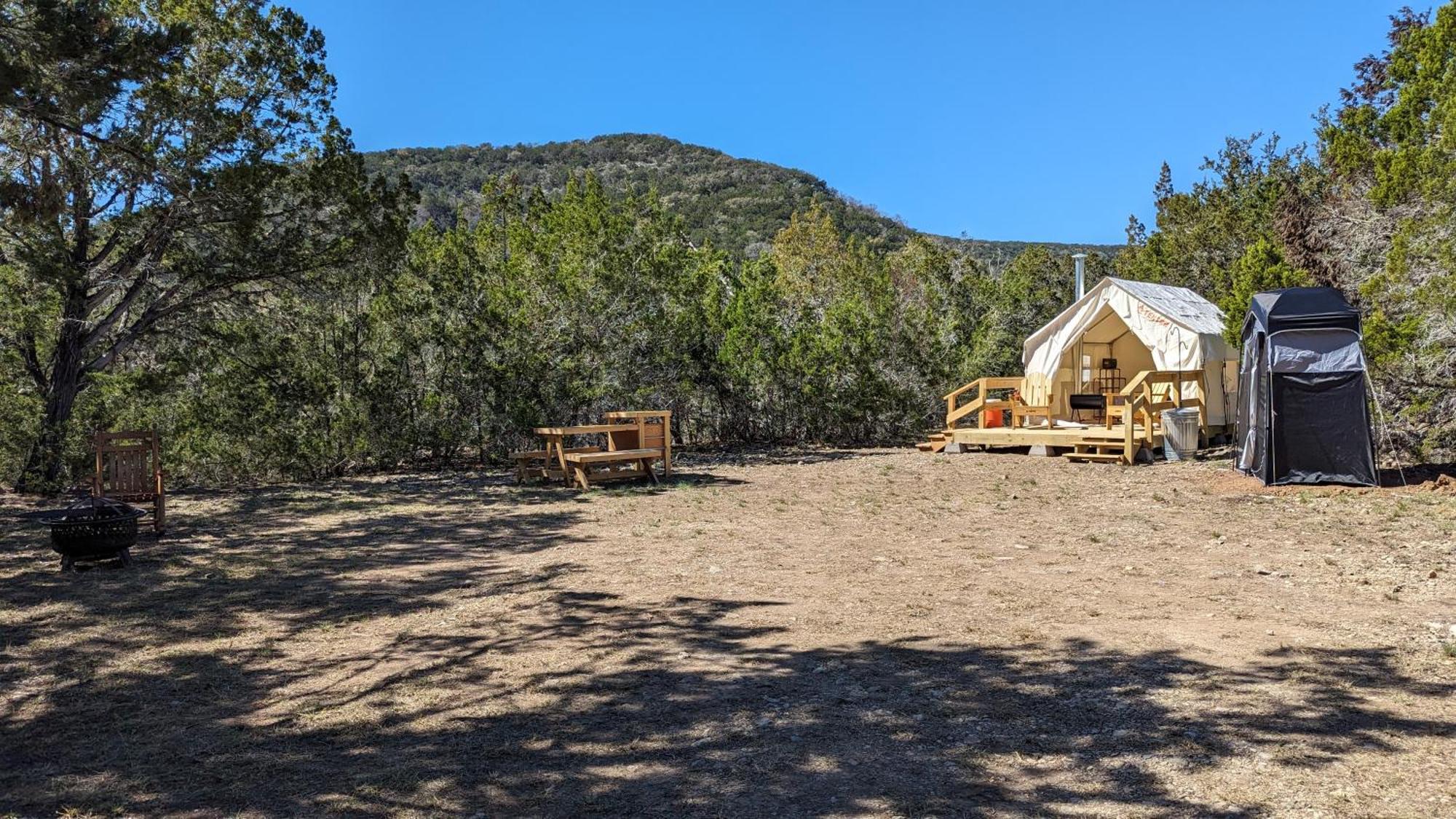 A Peace Of Heaven Cabins And Rv Vanderpool 外观 照片