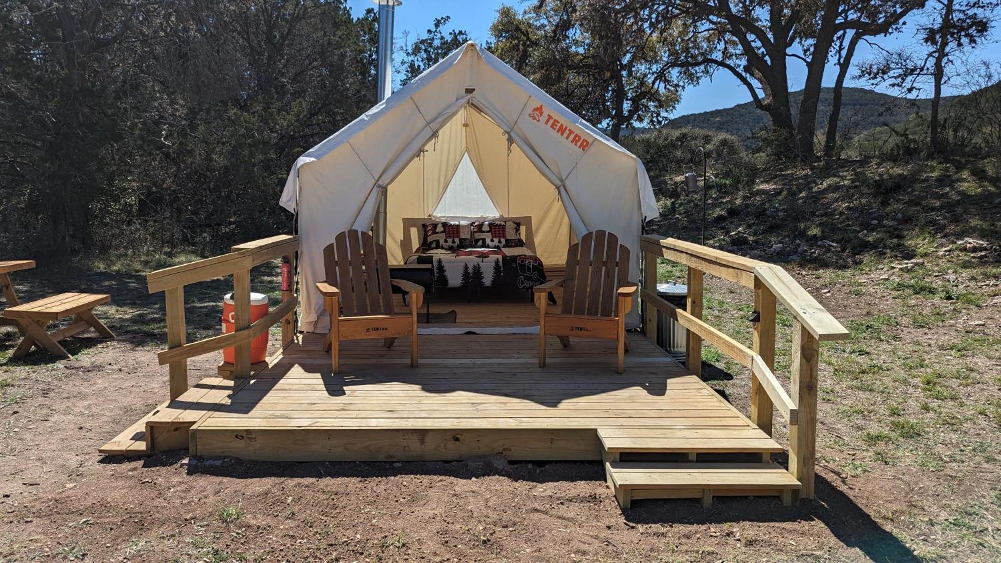 A Peace Of Heaven Cabins And Rv Vanderpool 外观 照片